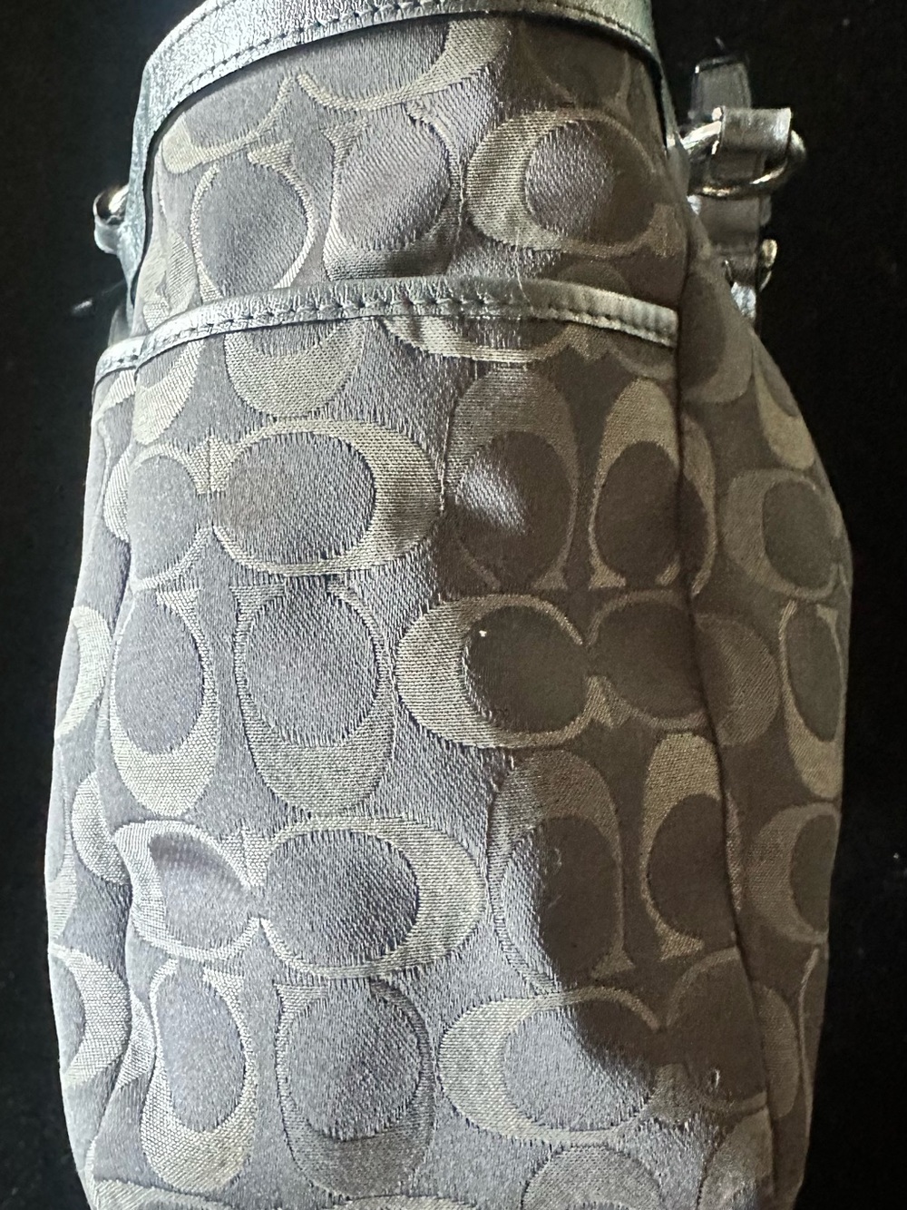 ✨AUTHENTIC✨ Coach Signature Monogram Satin Signature Shoulder Bag Gray/Silver - Picture 5 of 11